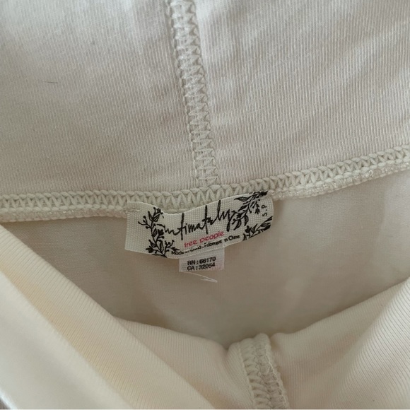 Free people off the shoulder zone out Bodysuit - Picture 4 of 4